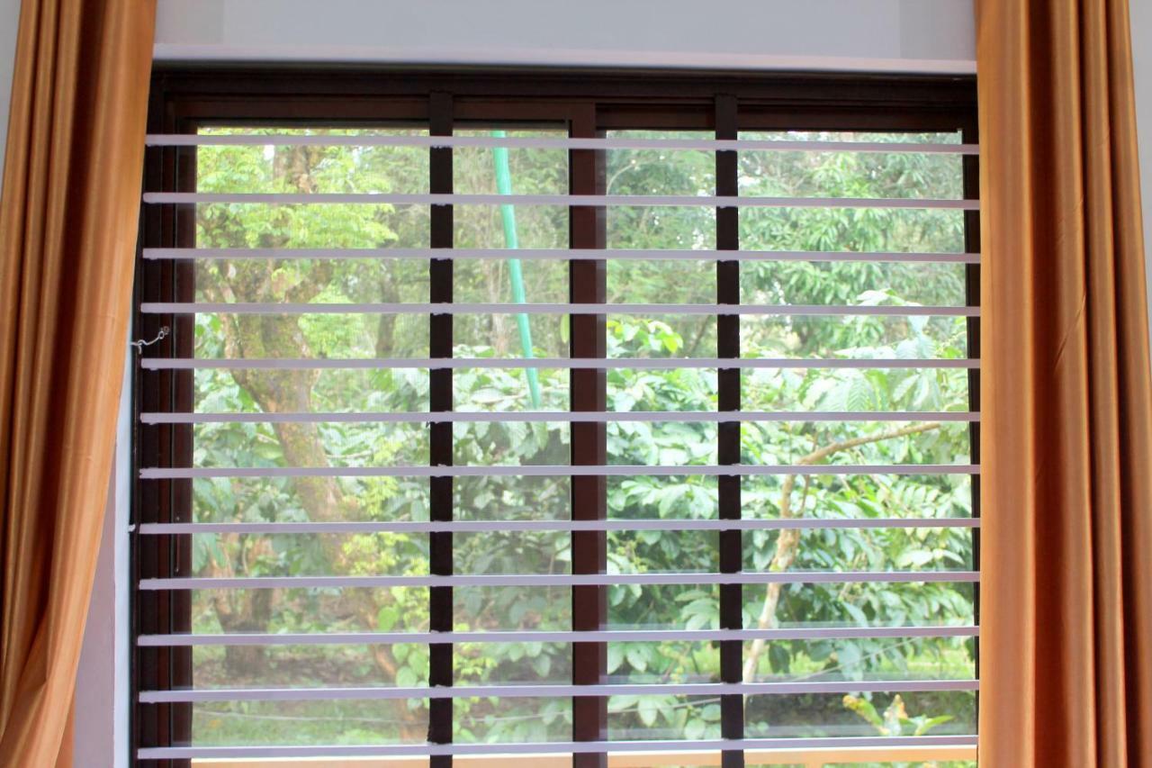 Woodside Homestay Wayanad Batheri Exterior foto